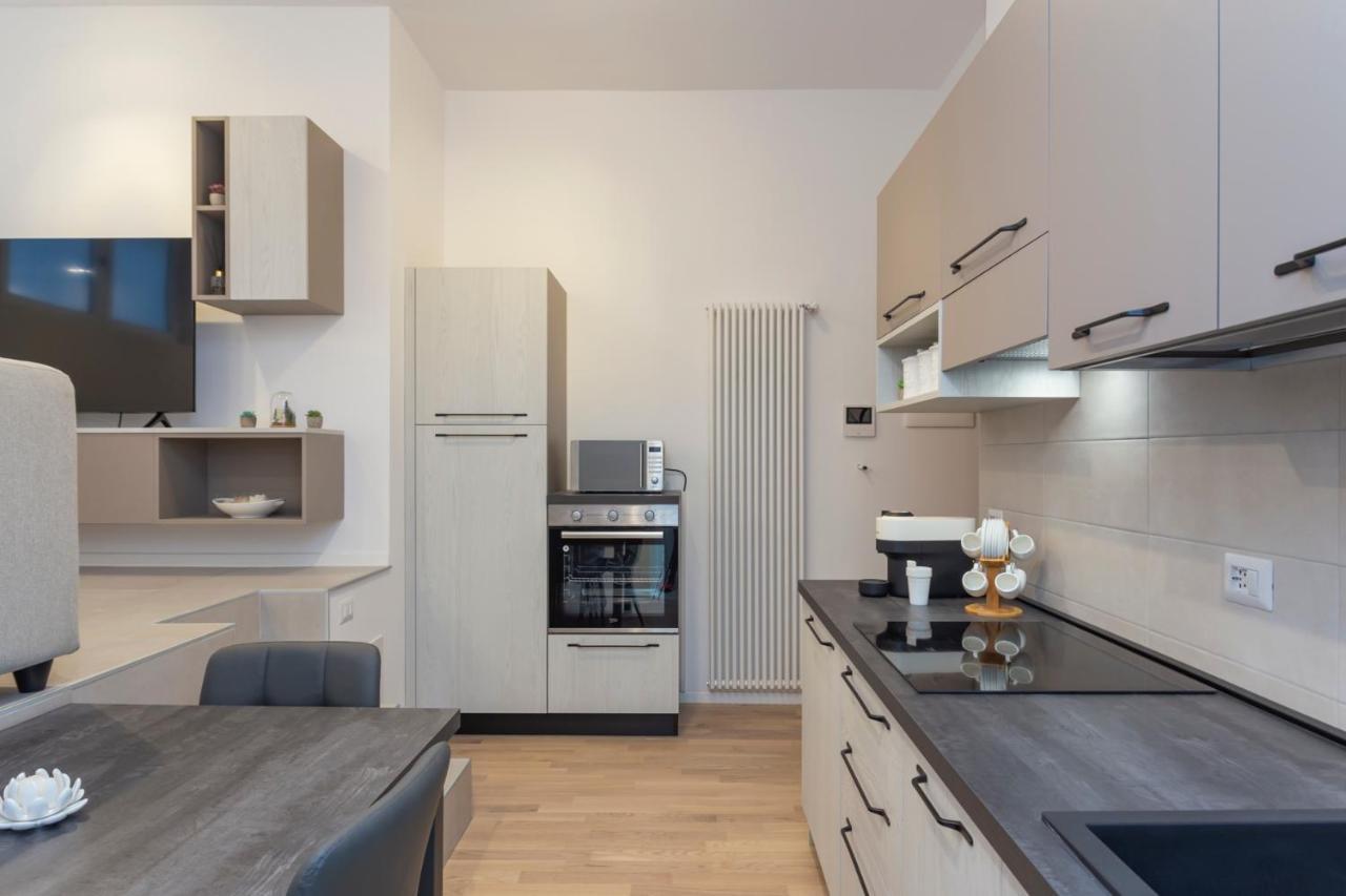 I Host Apartment - Val Strona 6 Milano Eksteriør billede
